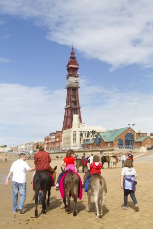 blackpool postcard agust 2012 1 sm.jpg